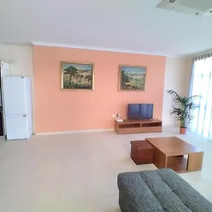 https://mayfair.hotelssaintjulians.com